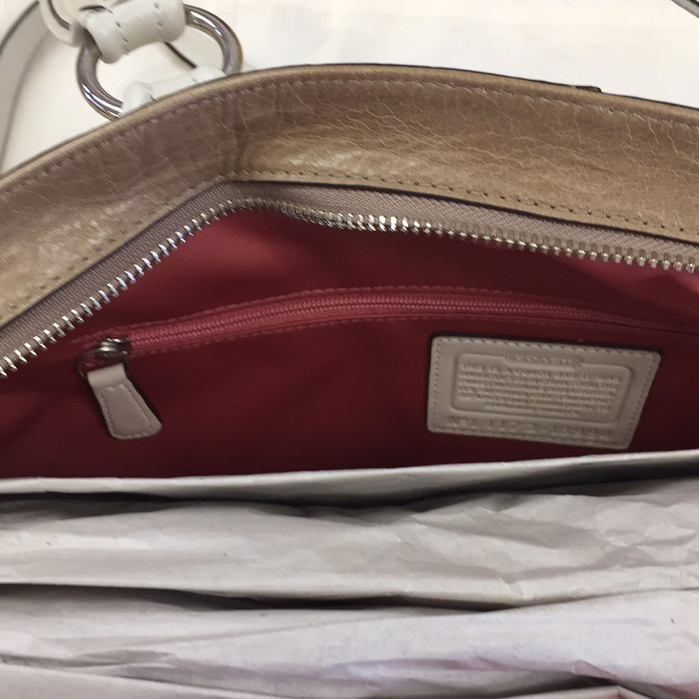 Coach Handbag, new with tags - Picture 7 of 8